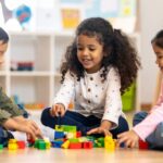 Positive Parenting Tips for Navigating Screen Time Without the Daily Battle