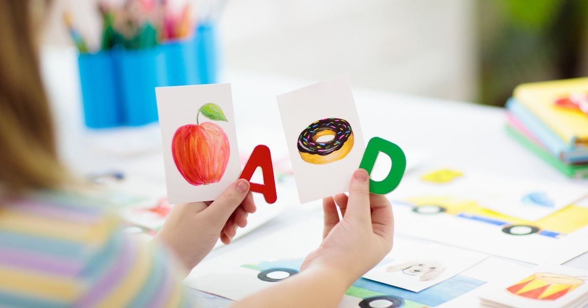 Blending Sounds for Kids Who Know Letters but Cannot Read Words