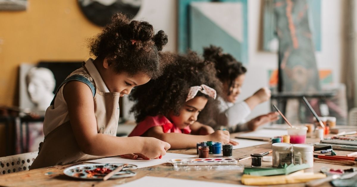 Livelihood Parenting -Digraphs for Kids When Two Letters Make One New Sound - Livelihood Parenting by Honey Maheshwari - Livelihood Parenting by Honey Maheshwari Digraphs for Kids, When Two Letters Make One New Sound