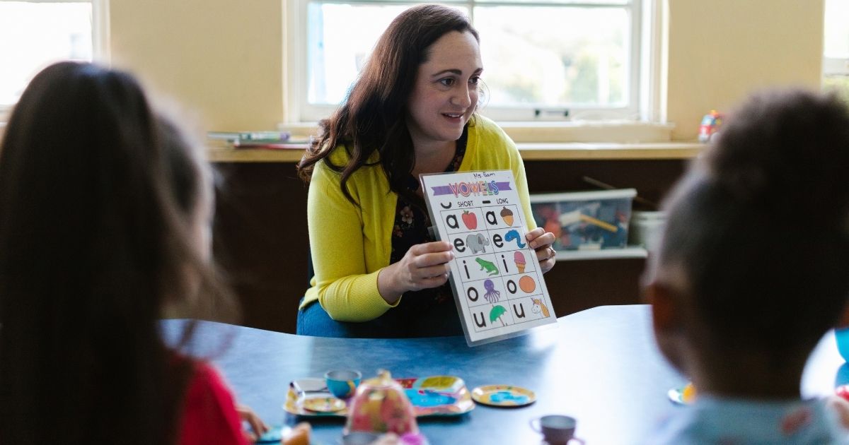 Phonics Training for Teachers in Indian Classrooms