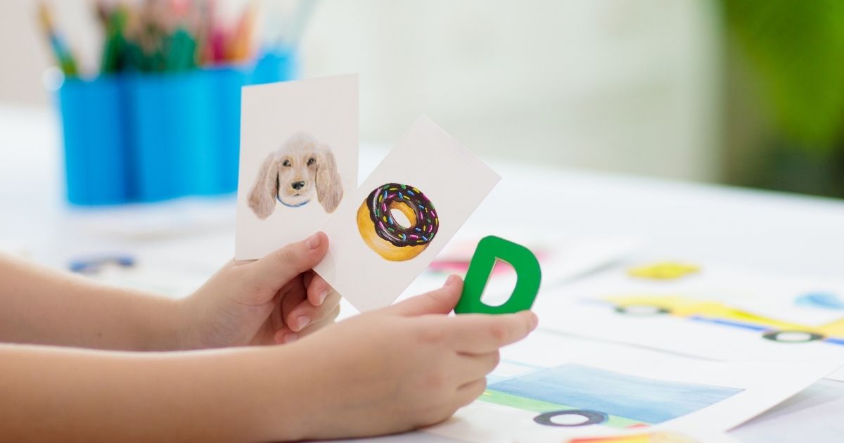 Livelihood Parenting -How to Teach a Child to Read at Home Before Class 1