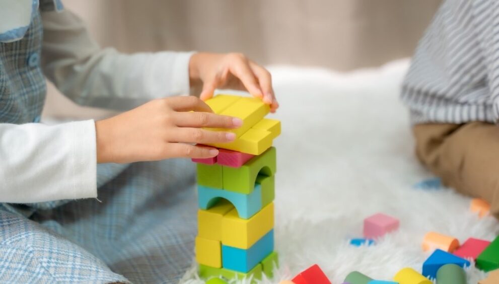 Livelihood Parenting -Reading Fluency for Kids Who Read Every Word Like a Robot - Livelihood Parenting by Honey Maheshwari Livelihood Parenting -Reading Fluency for Kids Who Read Every Word Like a Robot